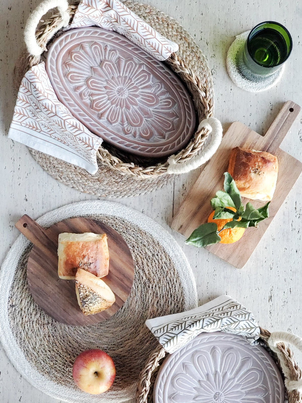 Bread Warmer & Basket - Flower - Veranda & Vessel Home Living