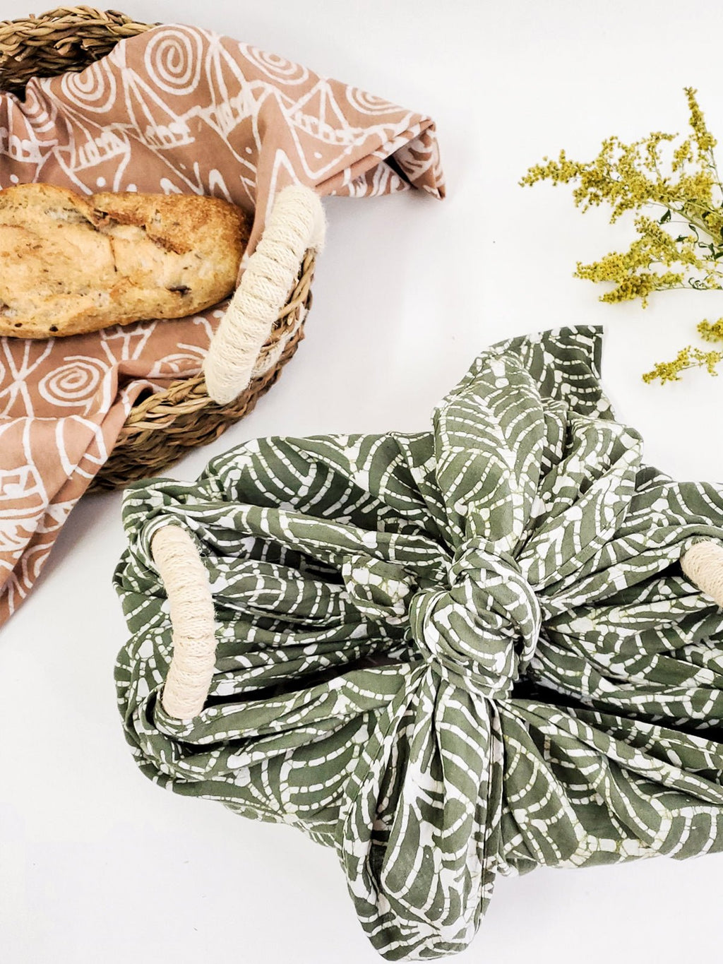 Bread Warmer & Basket Gift Set with Tea Towel - Flower - Veranda & Vessel Home Living