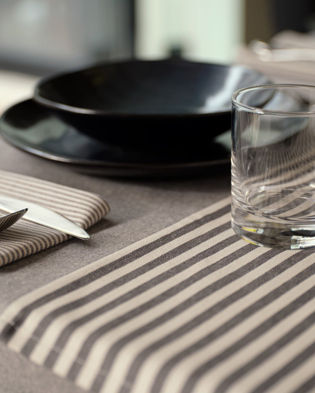 Cloth Table Runner - Veranda & Vessel Home Living