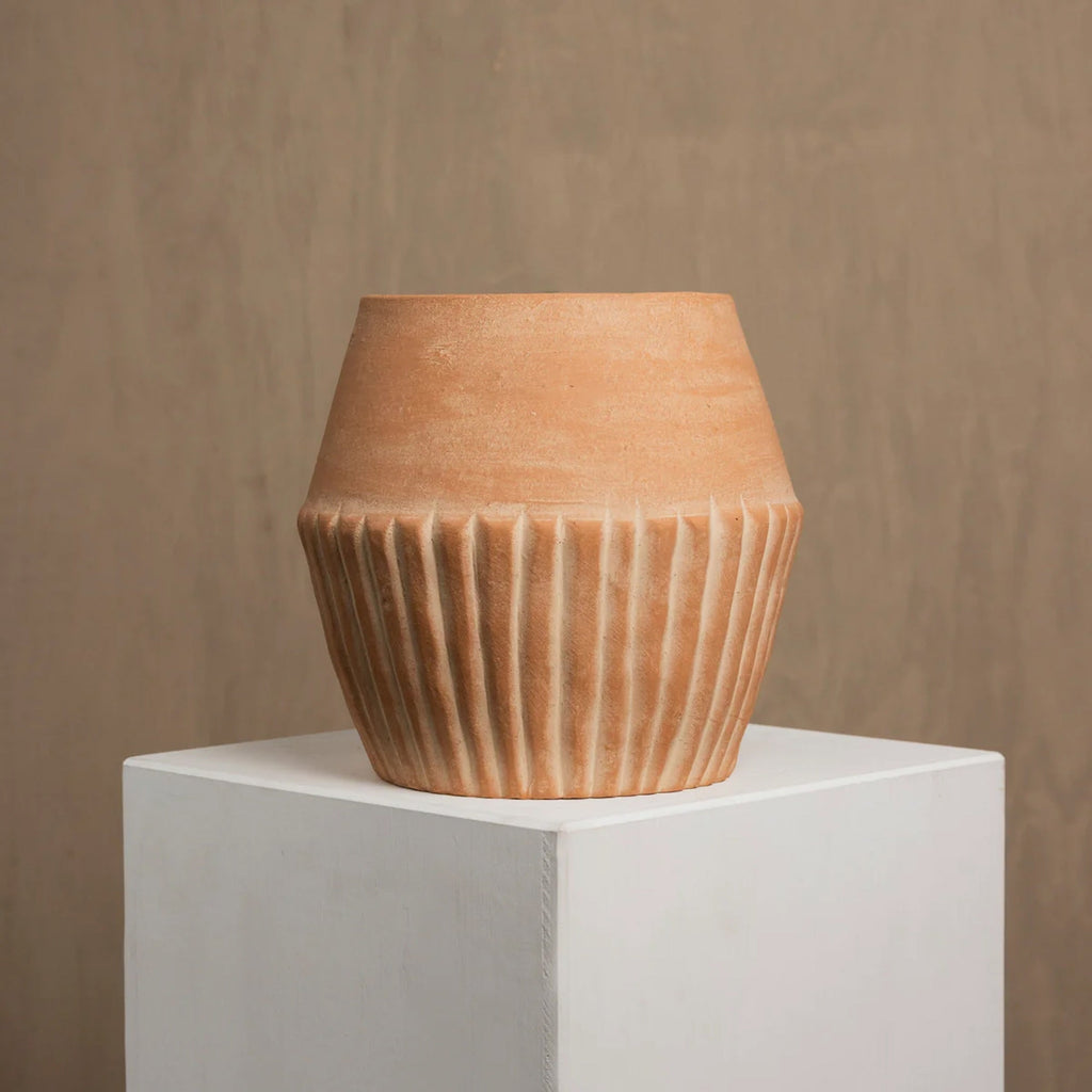 Valentina Planter - Veranda & Vessel Home Living