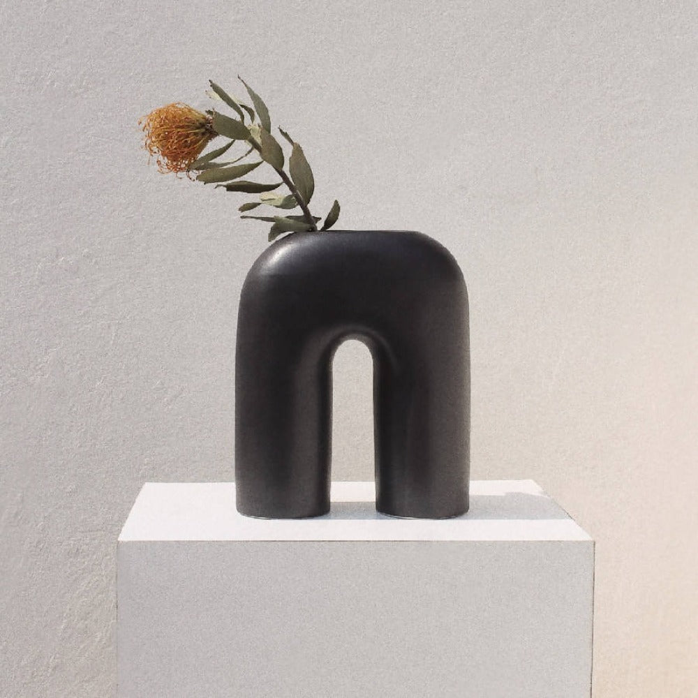 Zo Vase - Veranda & Vessel Home Living